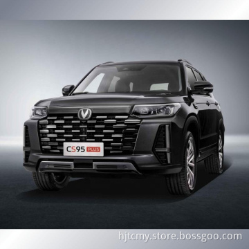 2023 Changan CS95 2.0T 233PS L4 Nuove auto 2WD/4WD 7 Modelli SeatsNew entrano nel mercato delle auto a benzina